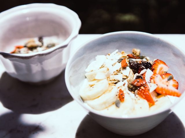 Snacks riches en glucides avant une course